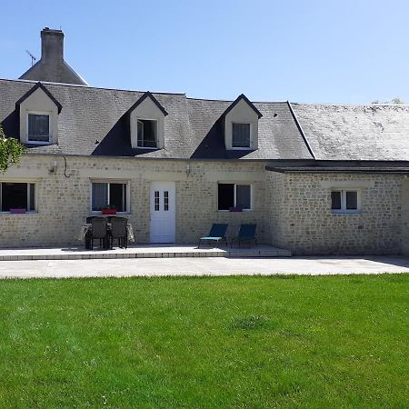 Au Dom-Icile Villa Monceaux-en-Bessin Exterior photo